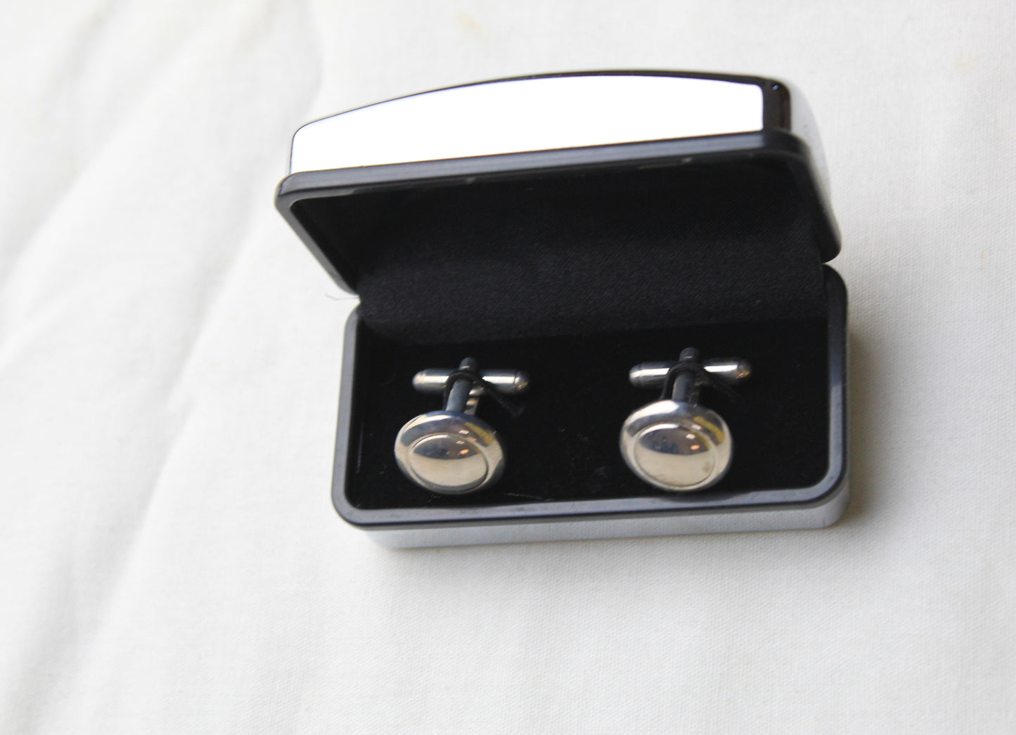 cufflinks