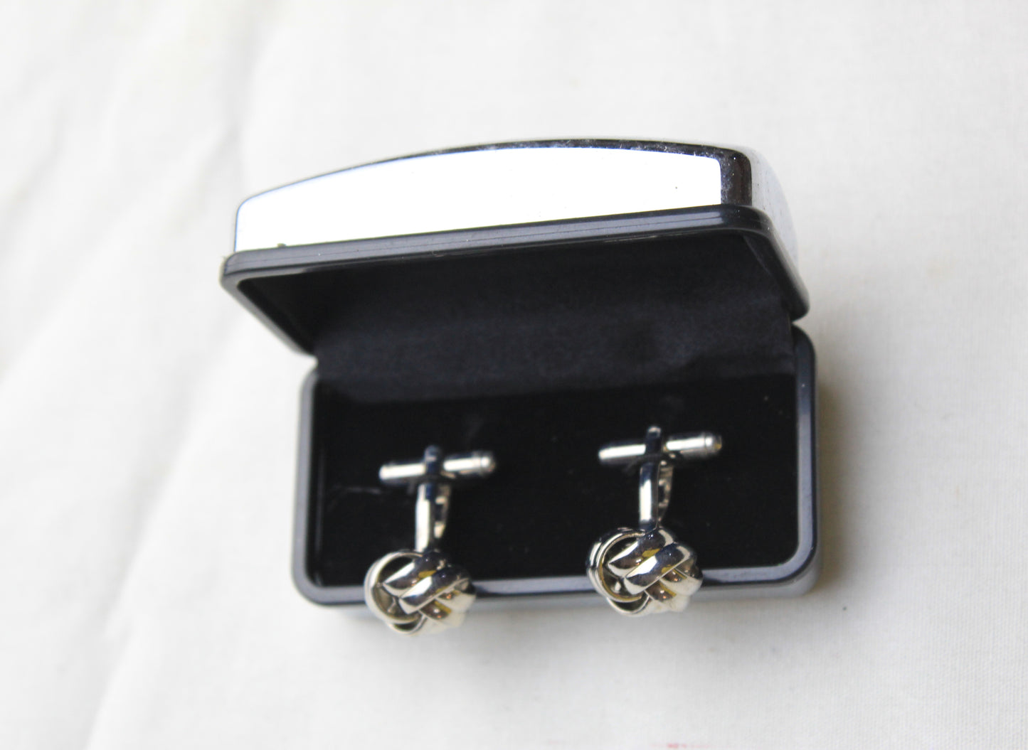 cufflinks