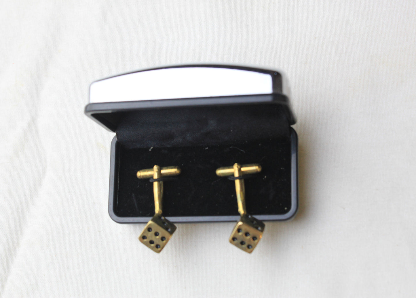 cufflinks