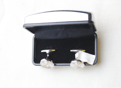 cufflinks