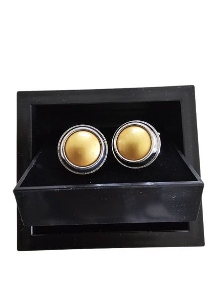 Gold Disc Cufflinks in Silver Rings