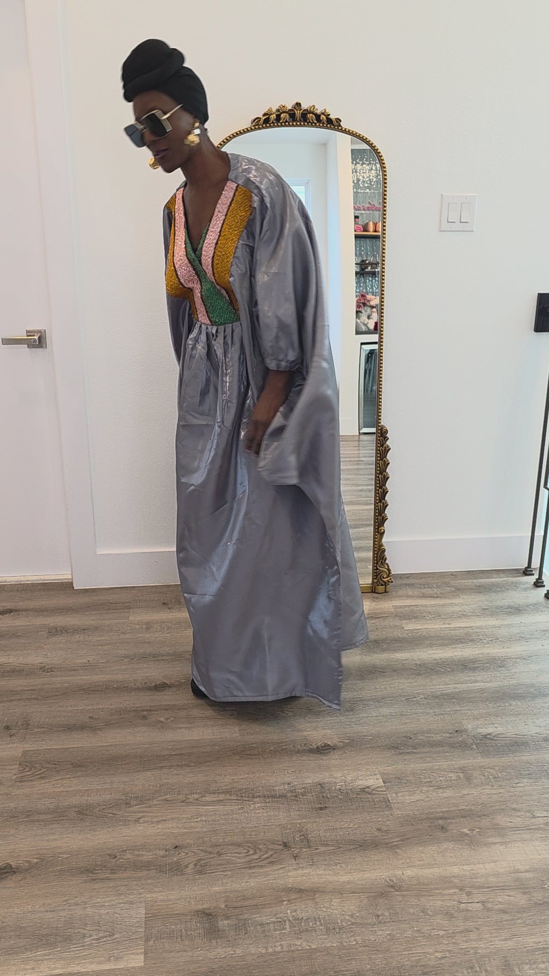 Luxury silver-grey Beaded Boubou Kaftan featuring a V-neckline with a colorful beaded mosaic pattern and voluminous sleeves.